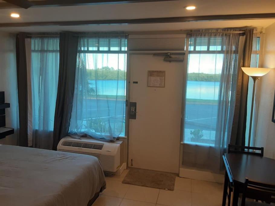 River Delight,Studio109, Beach & Pool Steps Away + Wifi Раскин Экстерьер фото
